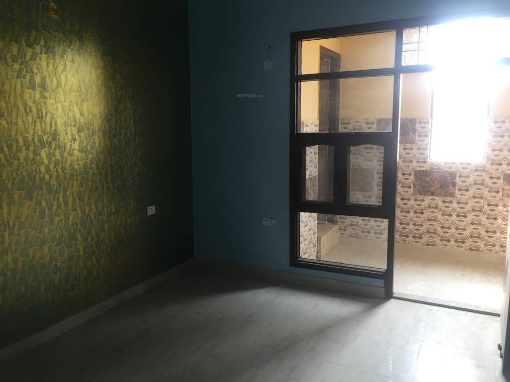  homes iii Living Area