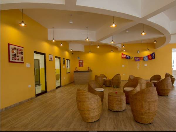  park-phase-ii Cafeteria