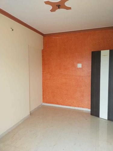  gurudutt-tower-building-no-12 Living Area