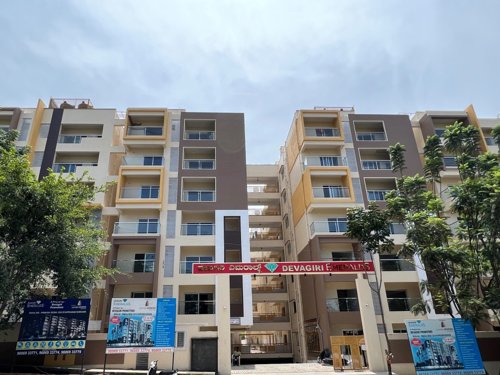  emeralds Entrance Lobby