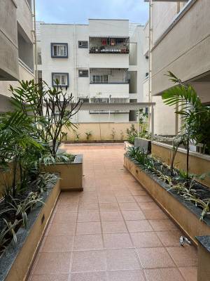  emeralds Paved Compound