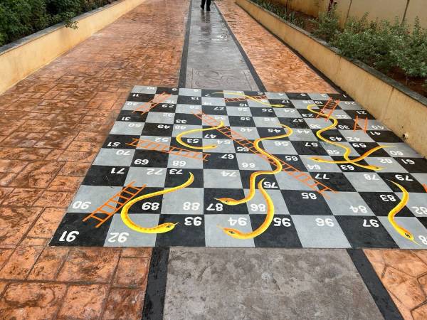  emeralds Paved Compound