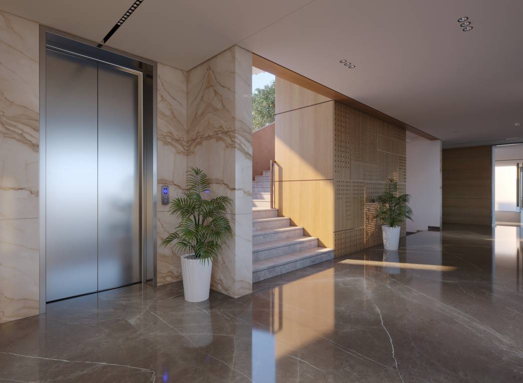  silver luxuria Lift Available