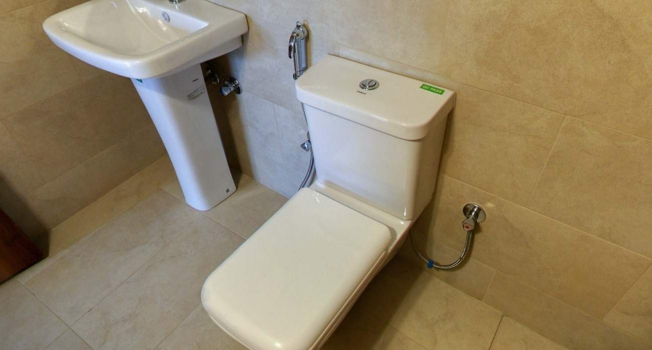  primrose hills ph 2 Bathroom