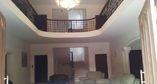  gooncha-hill Dining Area