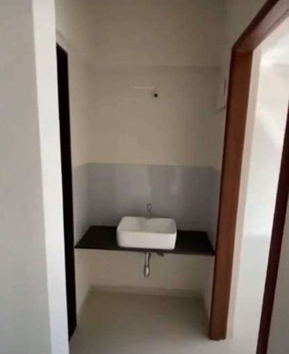  parklane lifeseasons Bathroom