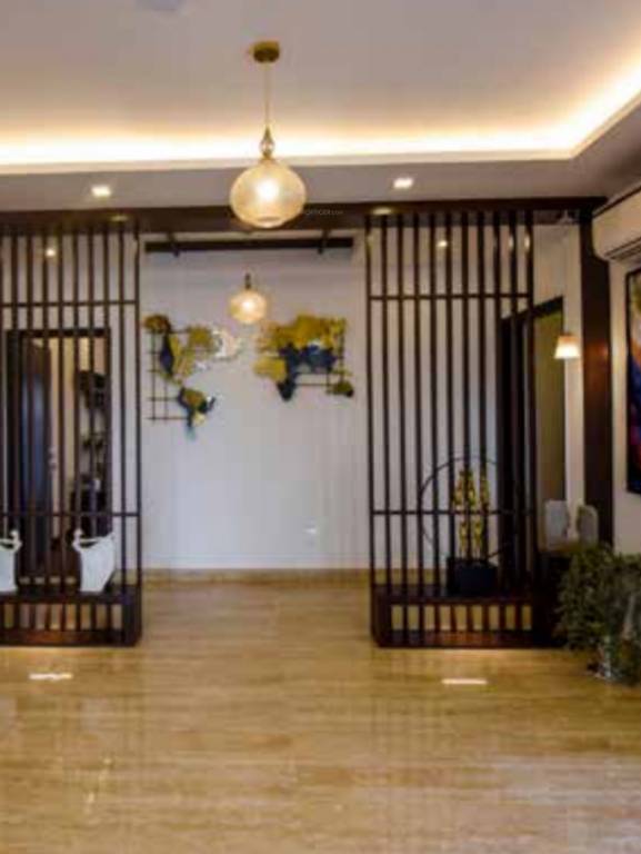  palm floors 2 Dining Area