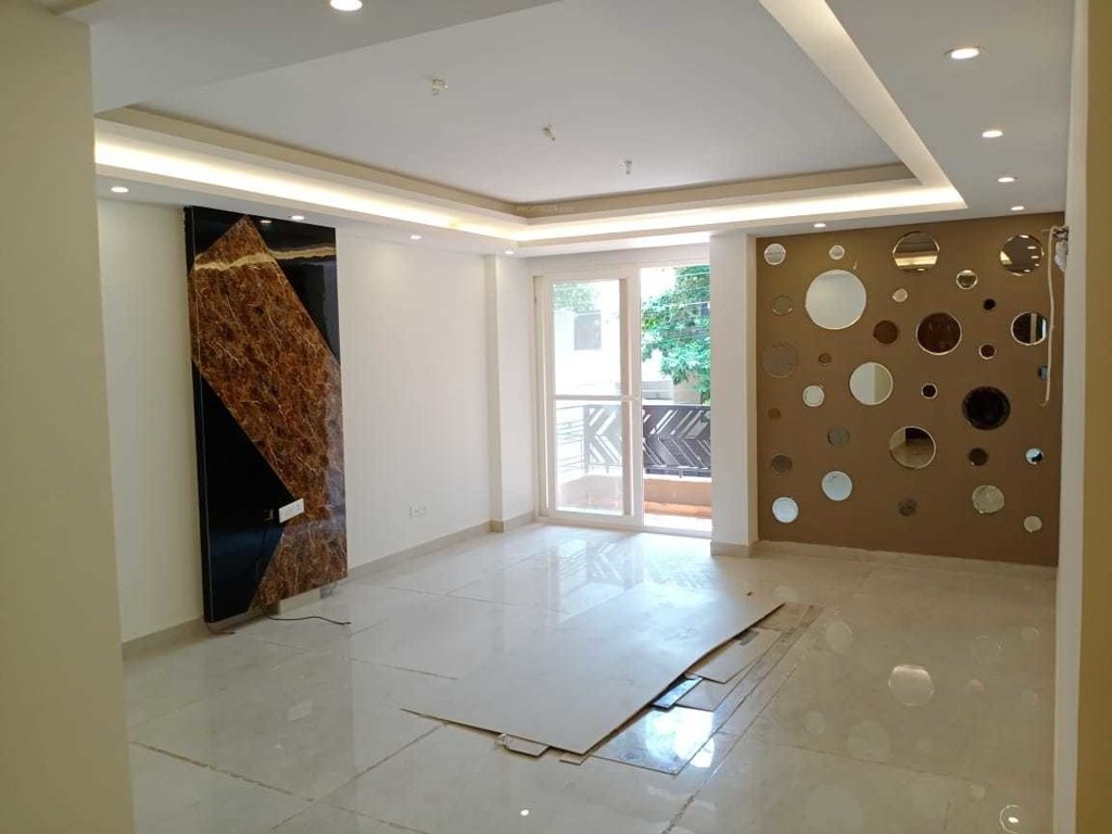  palm floors 3 Living Area