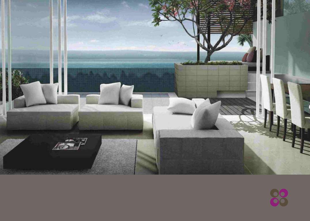  infiniti bay Living Area