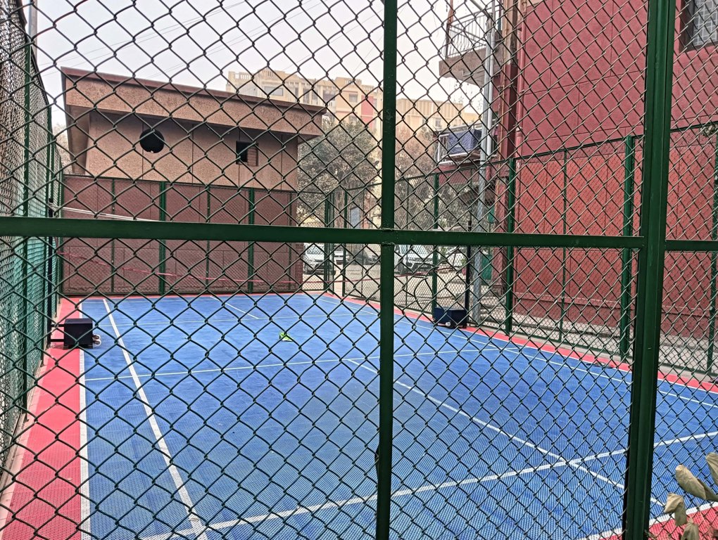  e2 vasant kunj Badminton Court