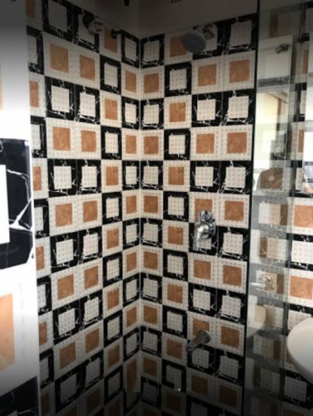  lotus-trinity Bathroom