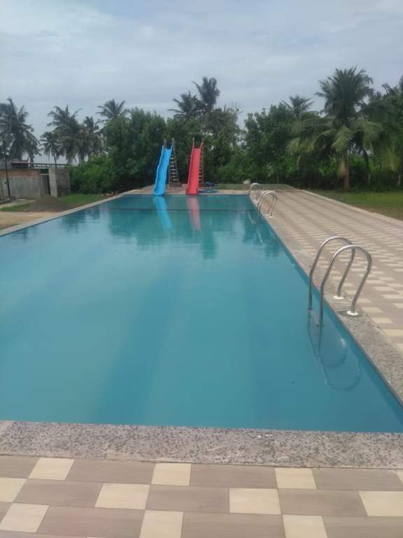  port city Swimming Pool