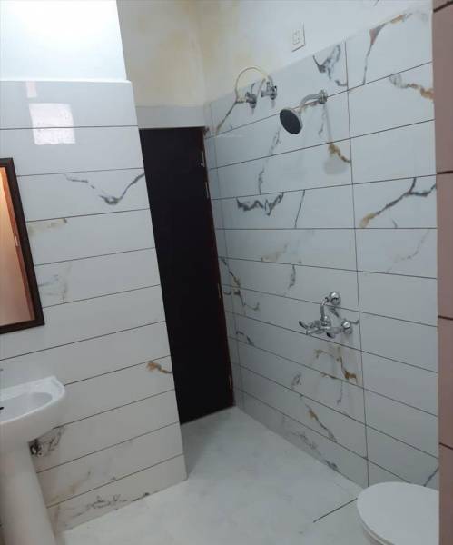  basil-homes Bathroom