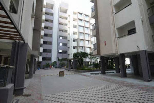  residency Internal Roads