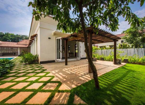  villa-verde Landscaped Gardens