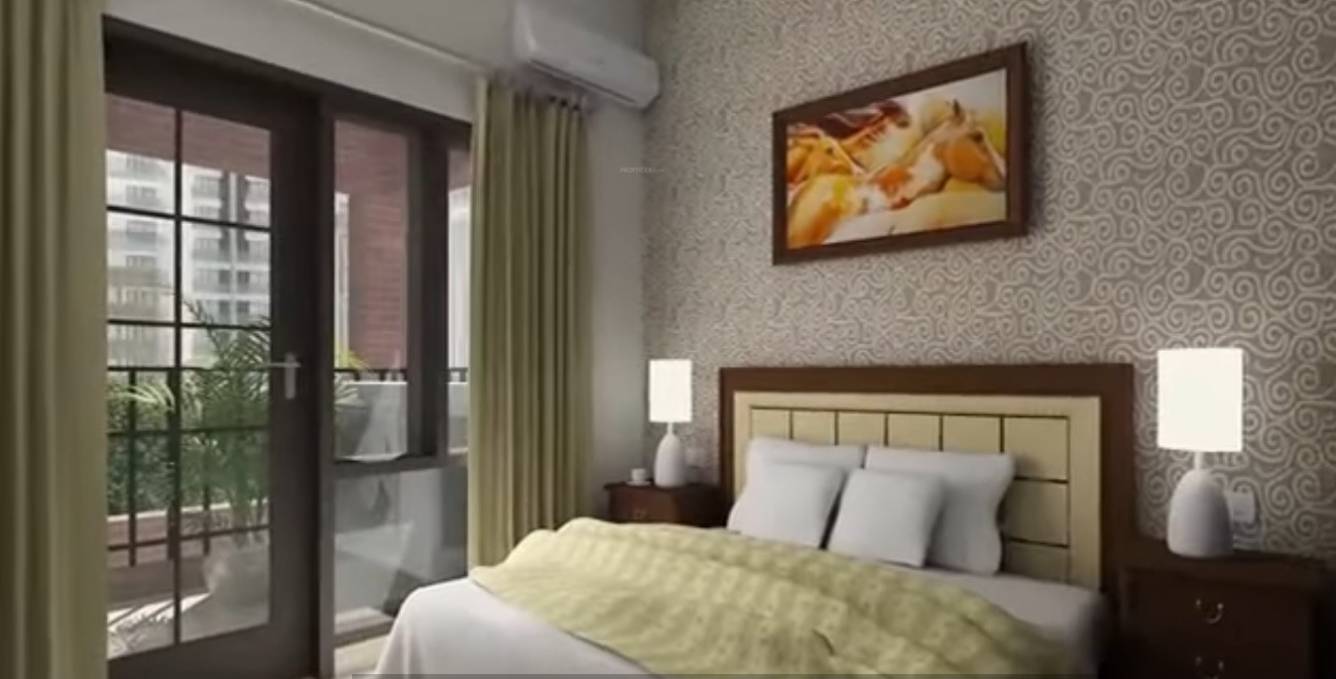  central courtyard garden Bedroom