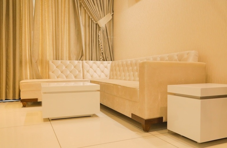  oasis green Living Area