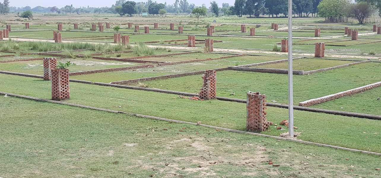  green city Plot