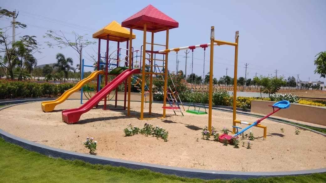  silpa hill view park Children's play area