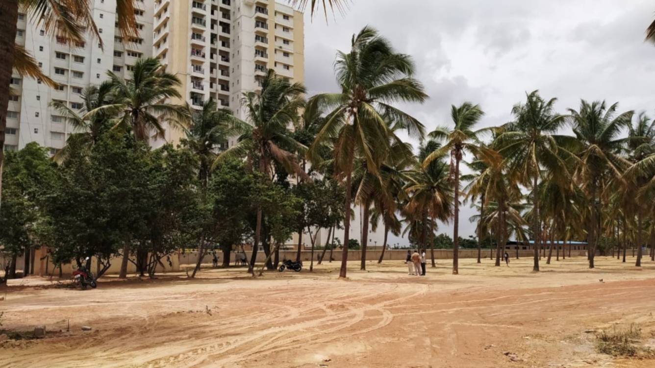  silver oak residency Plot