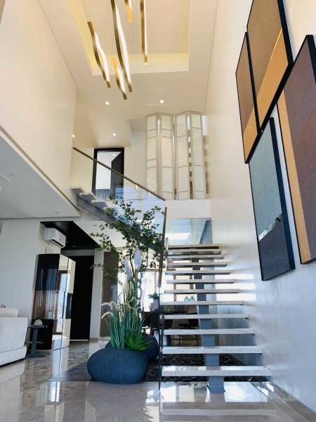  vaarivana Living Area