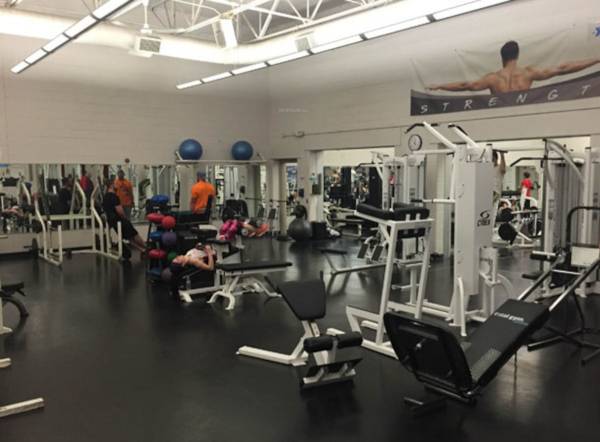  mango-acres Gymnasium