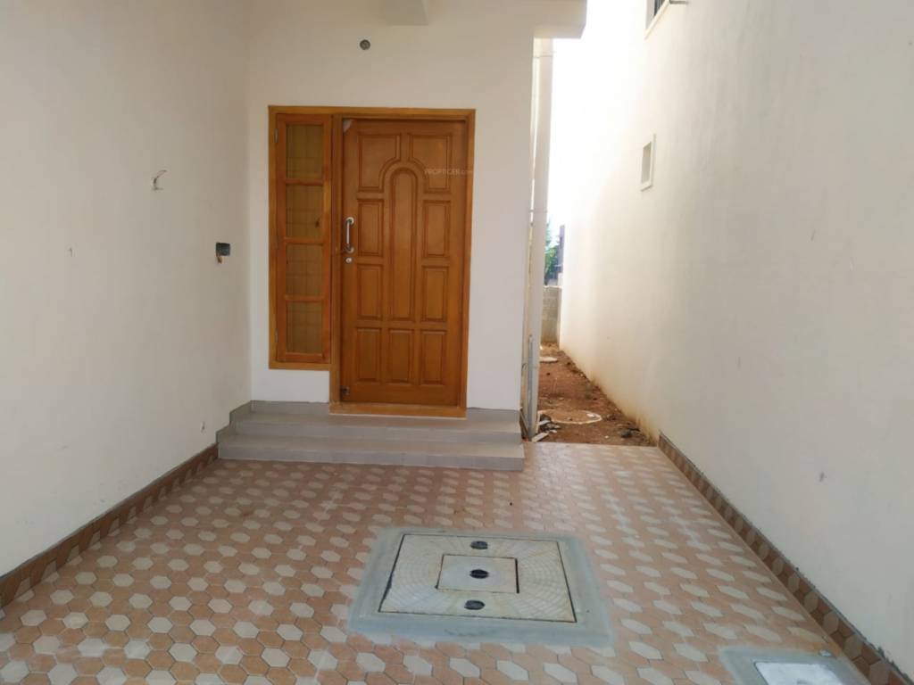  yazhini phase 1 Lobby