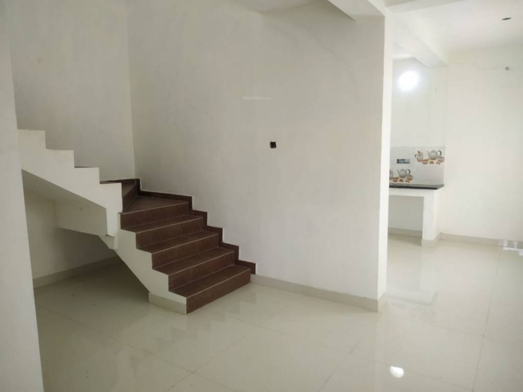  yazhini phase 1 Lobby