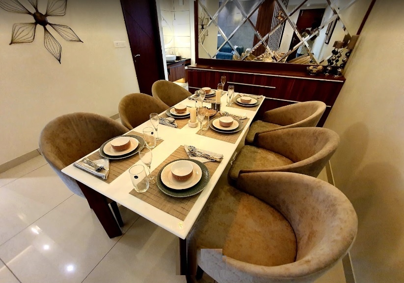 blue vista Dining Area