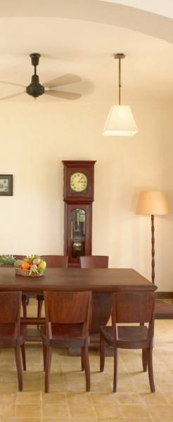  k-l-heights Dining Area