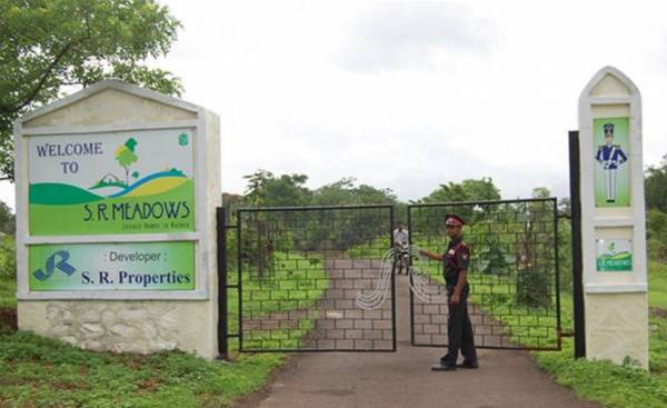  sr-meadows Gated Community