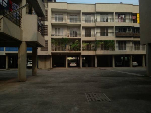  royal-meadows-residency Closed Car Parking