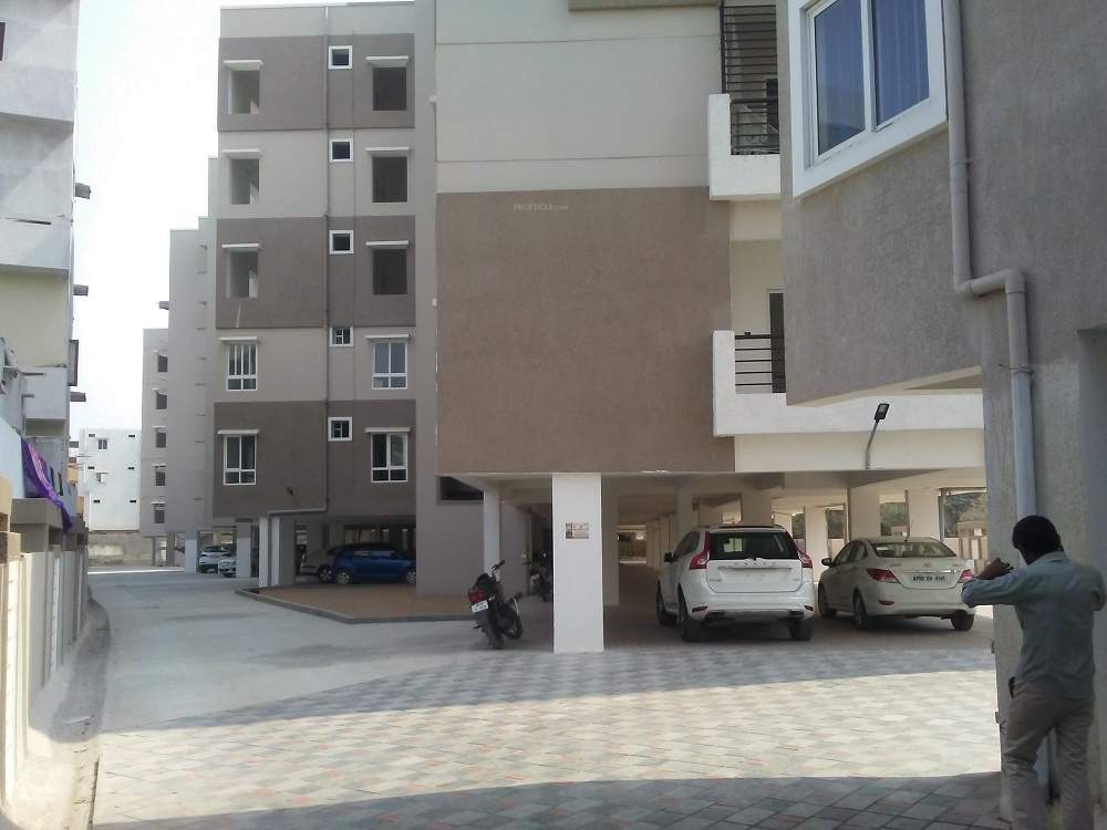  mohans sai signature Car Parking