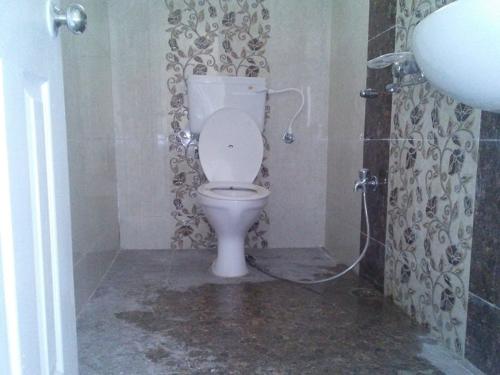  mohans-sai-signature Bathroom