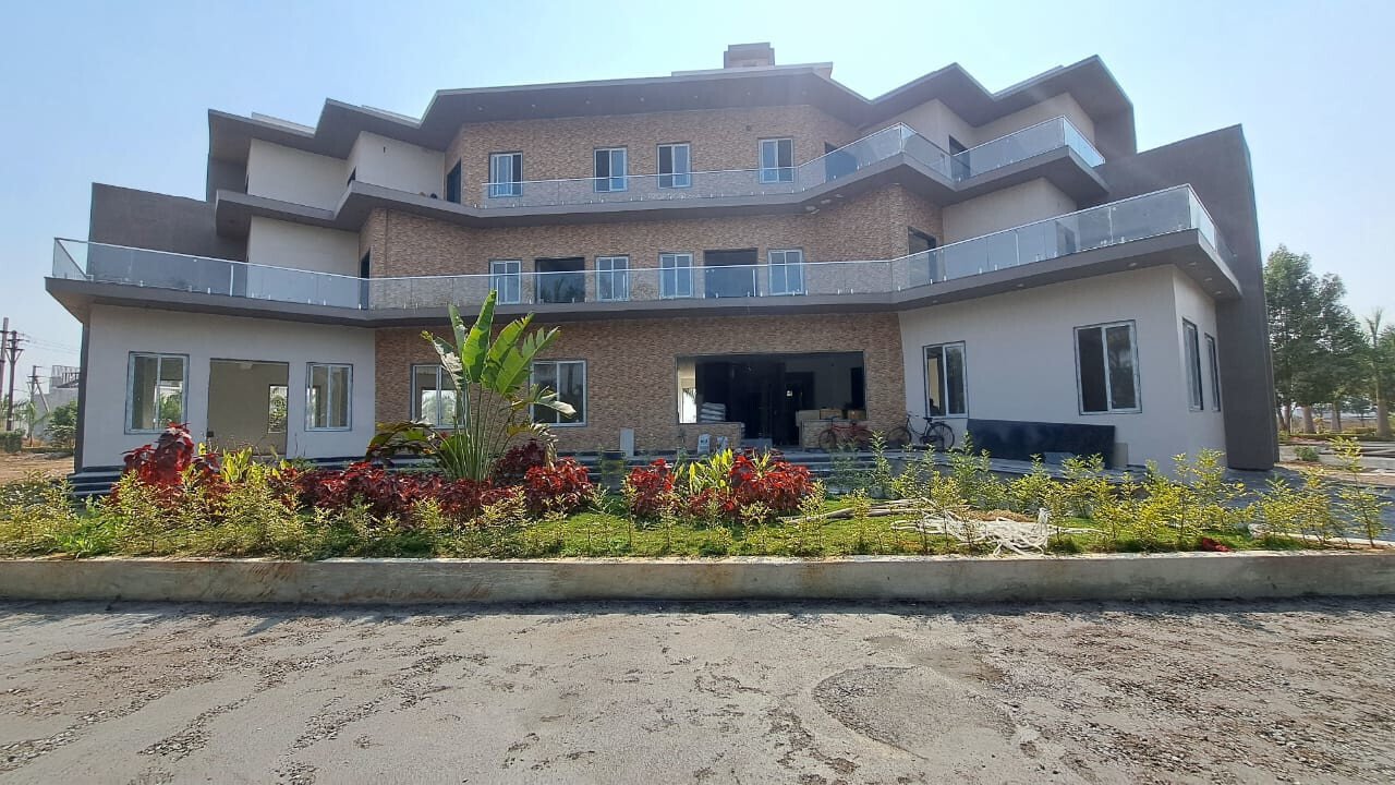  residency phase1 Club House