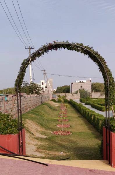  orbit Landscaped Gardens