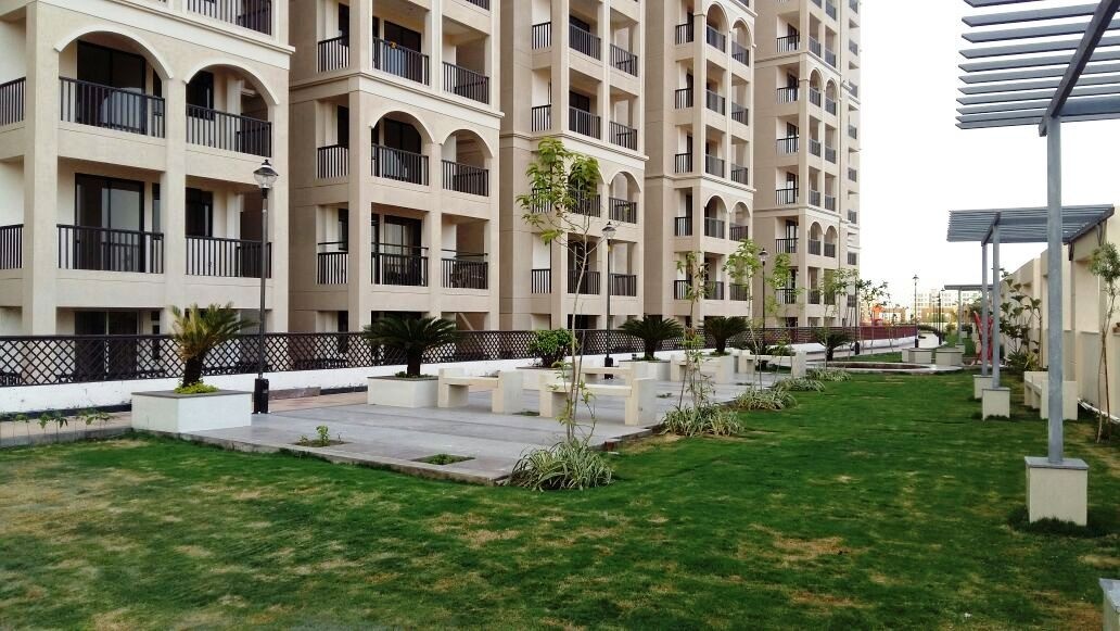 garden palace Senior Citizen Sitout