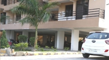  white-towers Car Parking