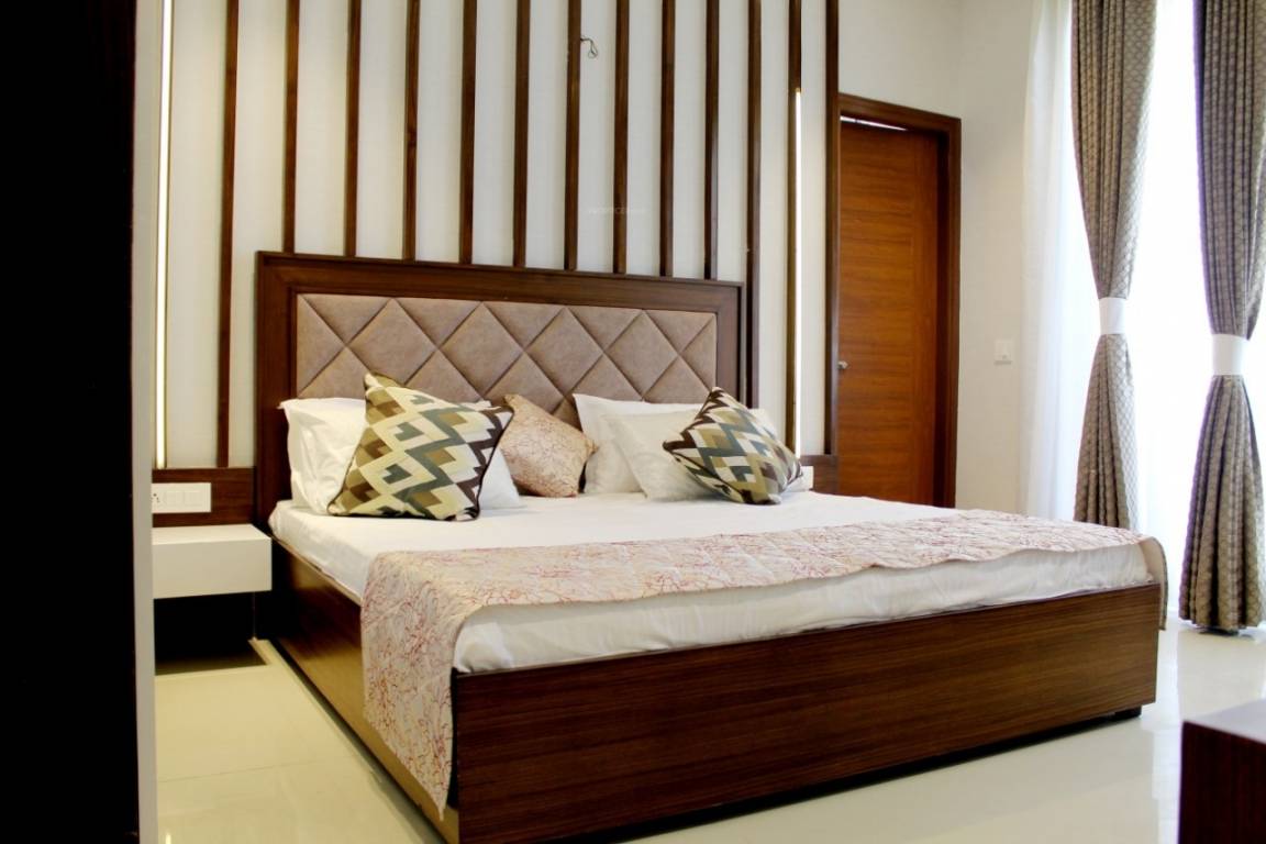 white towers Bedroom