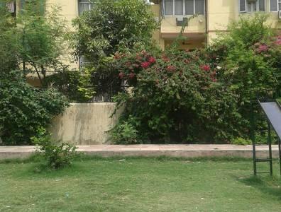  fine-home-apartments Landscape Garden and Tree Planting