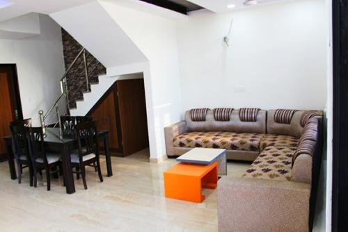  ville-avista Living Area