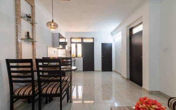  park-avenue Dining Area