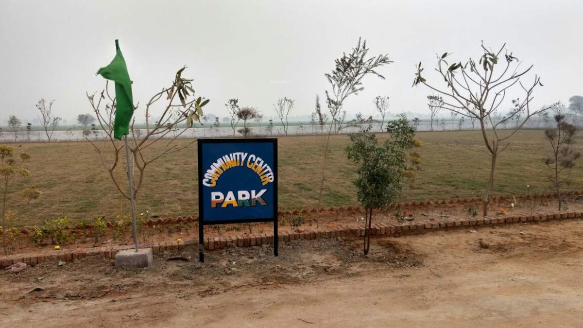  vaishnav residency Plot