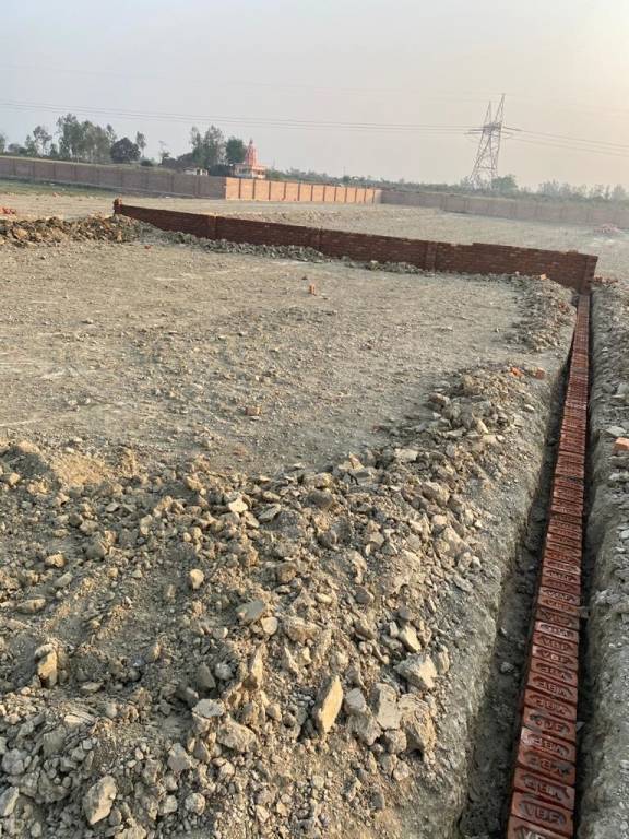  kissan green paradise Plot