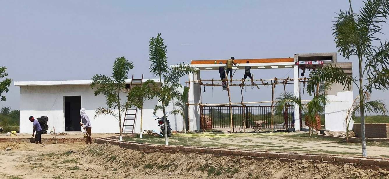  kissan green paradise Plot