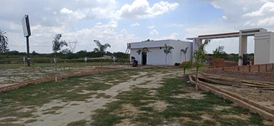  kissan green paradise Plot