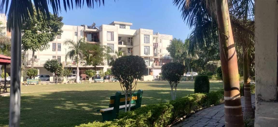 housefed flats Landscaped Gardens