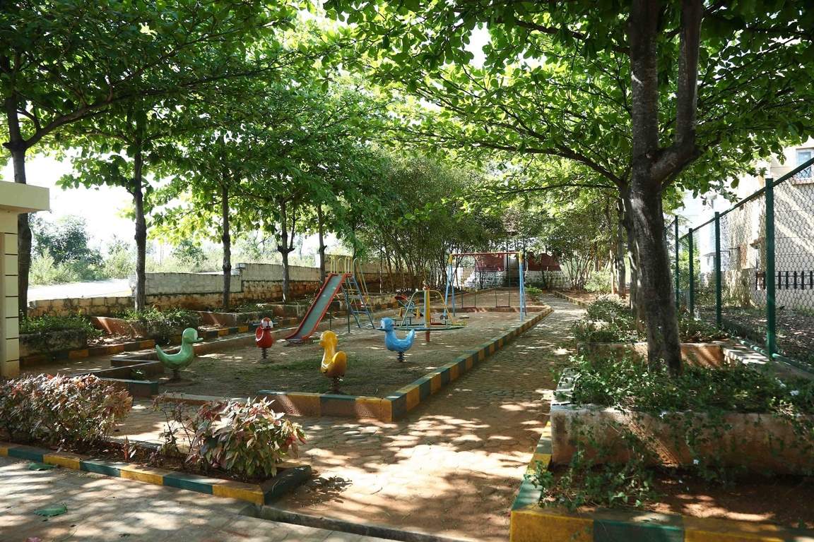  sites and villas Children's play area