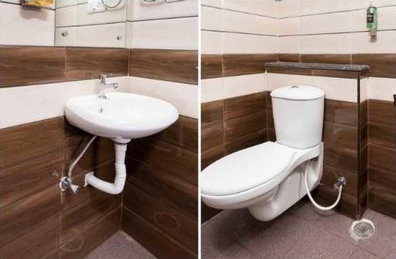  99-delights Bathroom