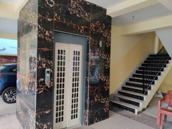  vrinda-villa Lift(s)